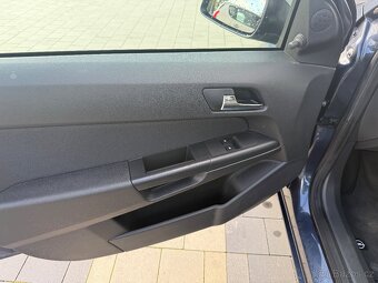 OPEL ASTRA H 1,6 16V 85kW rok 2011 - 1.majitel - 31000km - 9