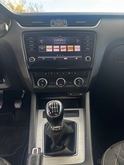 Škoda Octavia III Facelift - 9