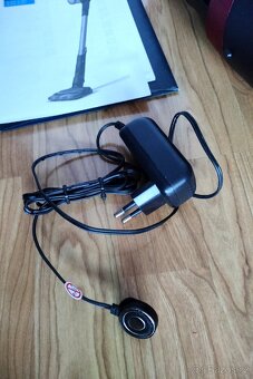 AKU Vysavač Philips XC 7042/1 - 9