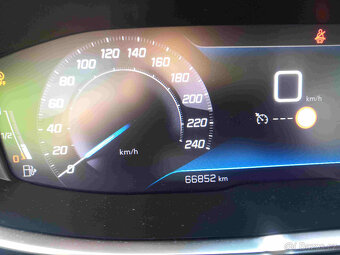 Peugeot 3008 1.2 Puretec - 9