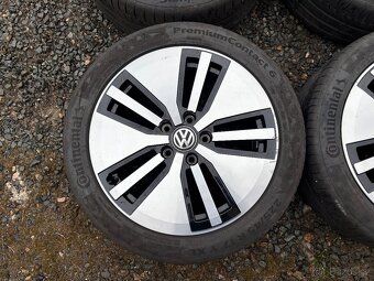 Alu orig letni sada Volkswagen 5x112 7J ET40 225/45 R17 - 9