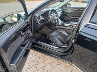 Audi A8 - 9