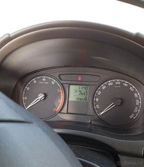 Škoda Fabia 2 1.2HTP - 9