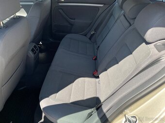 VW Golf 1.4 16V 1.Majitel Comfortline - 9