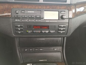 BMW 320i 105KW CABRIO - 9