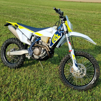 Husqvarna - 9
