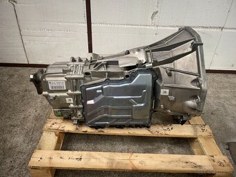 Bmw M6 f12 S63B44B 412kw náhradní díly najeto 17tis - 9