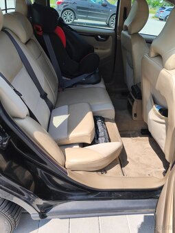 Volvo V70 2.4D - 9