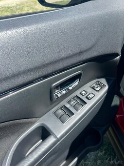 Mitsubishi ASX - 9