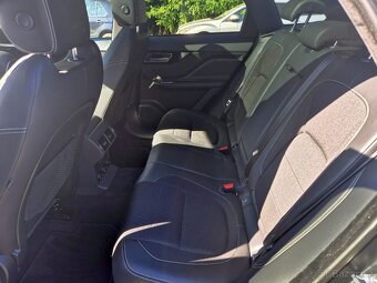 Jaguar F-pace, R-sport, 4x4, 132 kW, PANO - 9