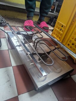 Zahradní gril s mramorovou deskou - 9