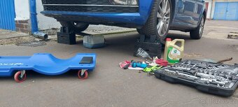 Škoda Octávie 3, 2,0TDI 110kW-Nová sada filtrů, výměna oleje - 9