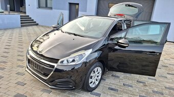 Peugeot 208 1,0 VTI - 50kw. KRÁSNÝ STAV - NAJETO: 70 tis km - 9