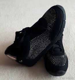 Dětské boty, botky, černé se stříbrnými kamínky, vel.32 - 9