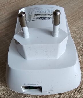 WiFi extendery D-Link DAP-1620 + TP-Link TL-WA850RE - 9