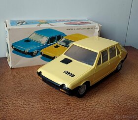 Fiat ritmo s originální krabičkou 1986 ITES stará hračka - 9