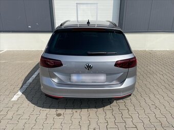 Volkswagen Passat 2,0 TDI BMT 140kW DSG Business (2020) - 9