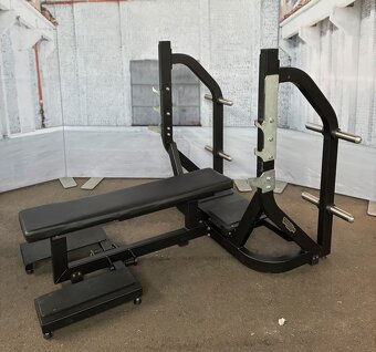 Technogym Pure Strength - 9