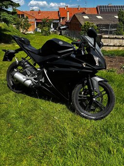 Yamaha YZF R 125 - 9