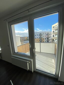Byt 1kk ČB, Nová Vltava, 41 m2+balkon+sklep+park.stání - 9