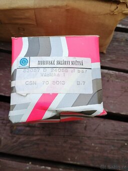 Skleničky, talíře - 9