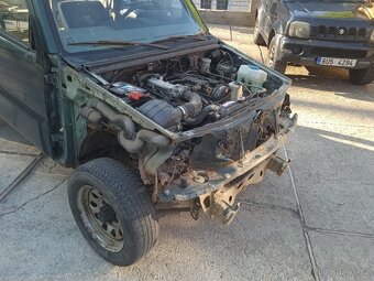Suzuki Jimny 1.3 - 9