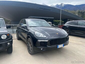 Porsche Cayenne - 9