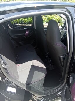 Peugeot 107 1.0i, 50 kW, rok výroby 2014,najeto 100000 km - 9
