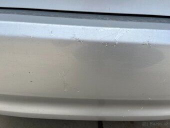 Prodám TOYOTU AVENSIS combi 1.8 benzín - 9