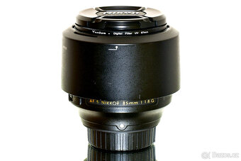 Nikon Nikkor AF-S 85mm 1:1,8G + UV filtr TOP STAV - 9