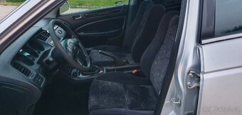 Honda Accord 2.0 - 9