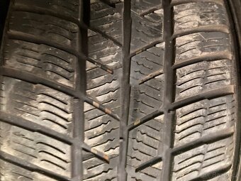 205/55/16 zimni Barum - 9