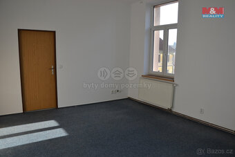 Prodej bytu 1+1, 56 m², Červený Kostelec, hlavní náměstí - 9
