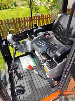 Minibagr Kubota KX016-4, rok 2019, 1200mth, roztah. pásy - 9