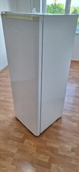 Prodám lednice Amica VKS 15699W - 9