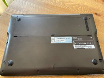 Samsung NP530U3C Netestovan - 9