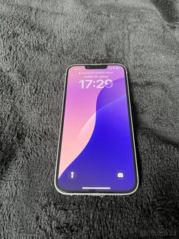 Prodám iphone 14 fialový jako nový - 9