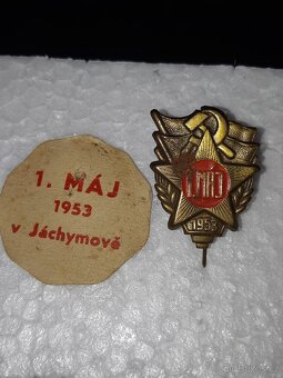 Štyri odznaky 1. M Á J A. - 9