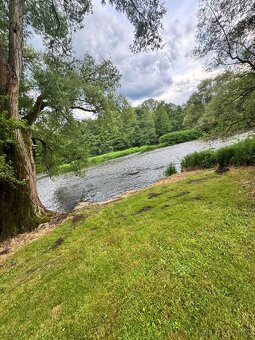 Prodej zděné chaty přímo u řeky - 9