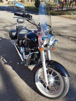 Triumph America - 9