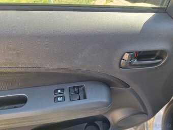 Suzuki Splash 1.0i/48kW, r.5/2011, Servisní kniha. - 9