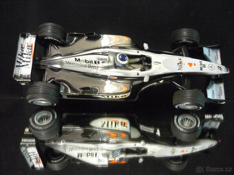 McLaren MP4/15 Hakkinen Formule F1 Hot Wheels 1/18 - 9