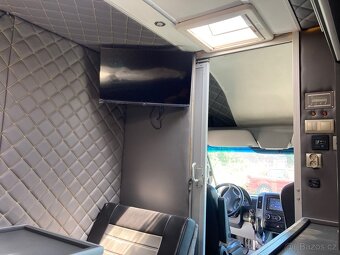 Obytný Mercedes sprinter - 9