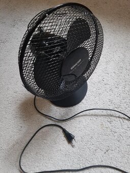 SENCOR stolní ventilátor c černé barvě - 9