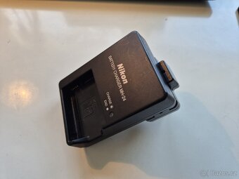 nikon d3500 + nikkor AF-P 18-55mm + sigma 70-300mm - 9