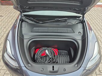 Tesla Model Y Long Range 378kW SOH 92,4%(ODPOČET DPH) - 9