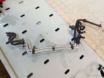 ŠKODA OCTAVIA 2. - 2.0TDi 125KW BMN - PŘÍSLUŠENSTVÍ MOTORU - 9