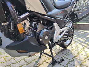 Honda NC 750 X - ABS, - 14 000 KM, 35 KW - 125 000KČ - 9