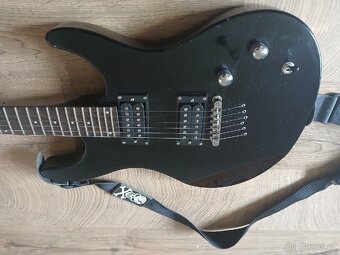 Elektrická kytara Washburn s kombem značky laney - 9