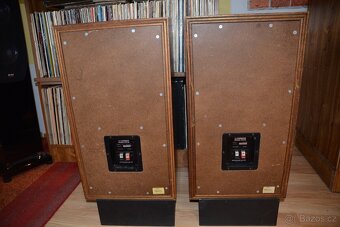 YAMAHA NS 670 - 9